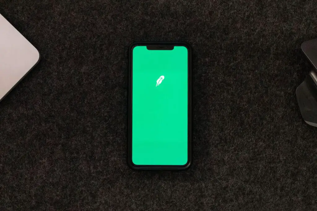 robinhood app on a phone